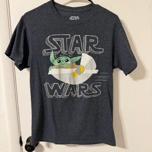 Star Wars The Mandalorian Grogu Babg Yoda Unisex Adult Gray T-Shirt